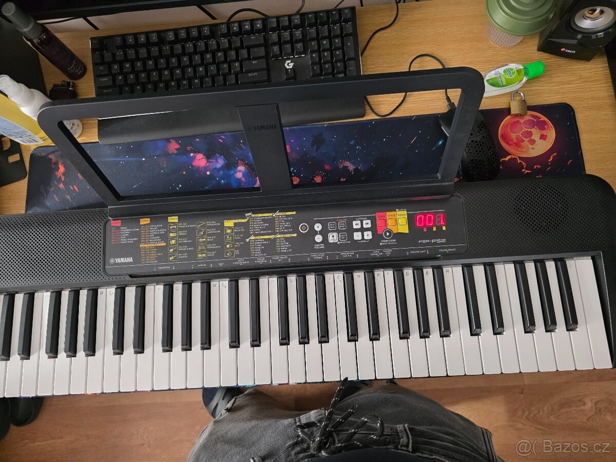 Yamaha PSR-F52 - 3