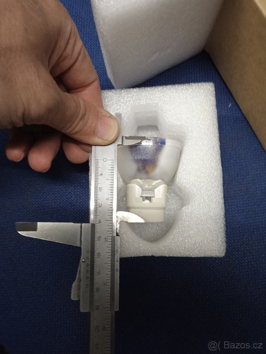 Nová náhradní Lampa do projektoru BL FP 240 G - 3