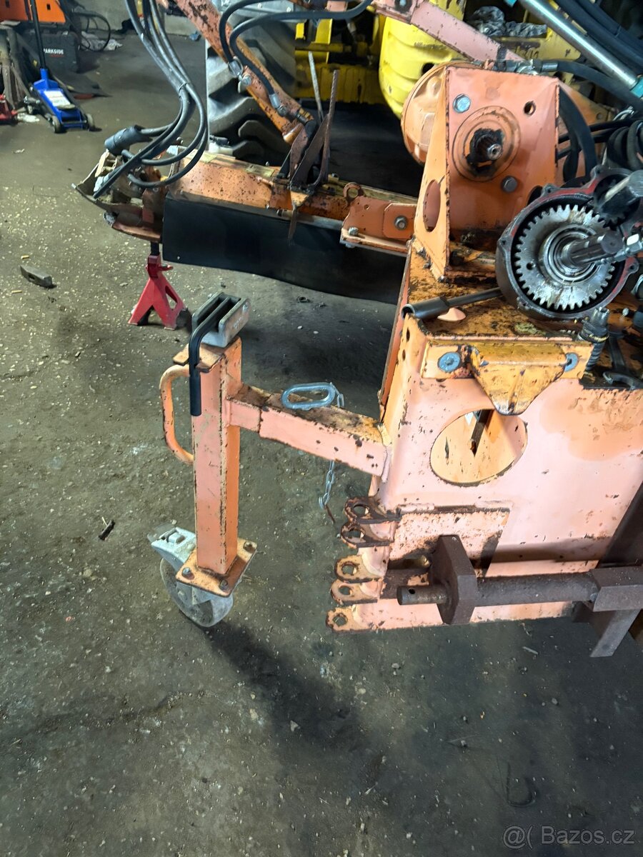 Nádrž na olej do 3 bodu z mulčovače příkopového - 3