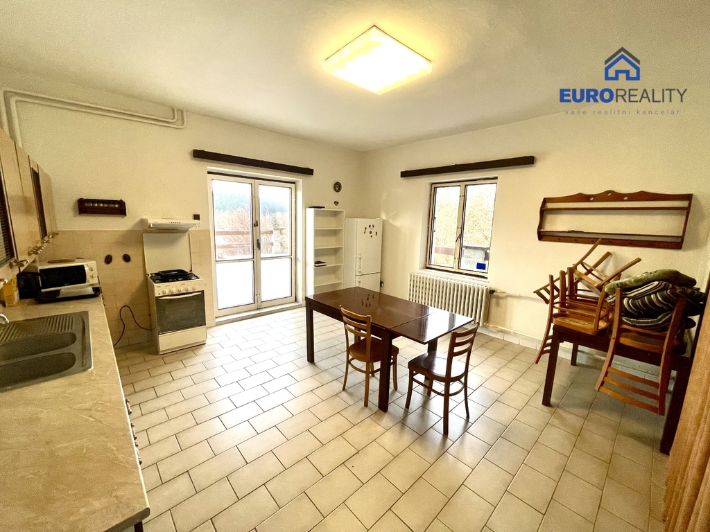 Prodej, rodinný dům, 195 m2, Valy, ul. Borová - 3