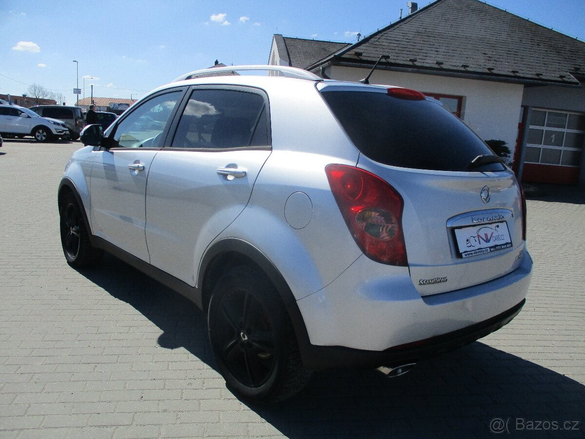 SSANGYONG KORANDO D20T Executive AWD bez koroze 2011 - 3
