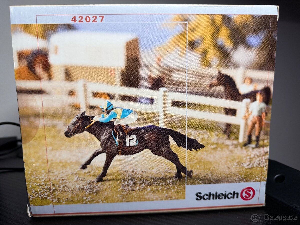 Schleich dostihoví kůň - 3