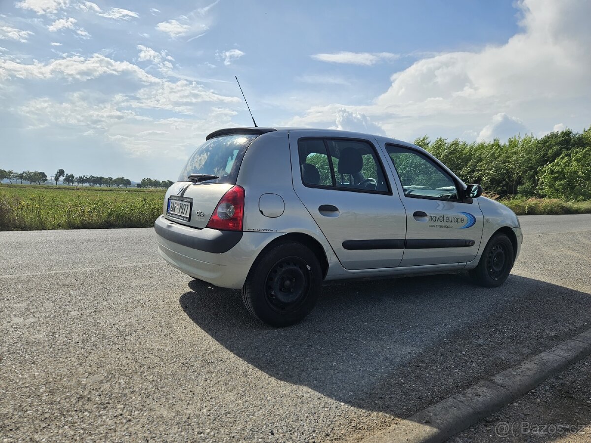 Renault clio 2 facelift - 3