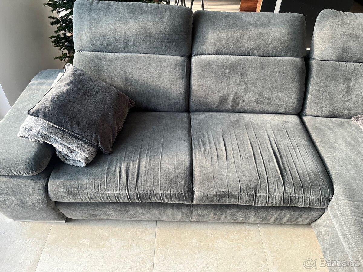 Šedá rozkládací sedačka - 3