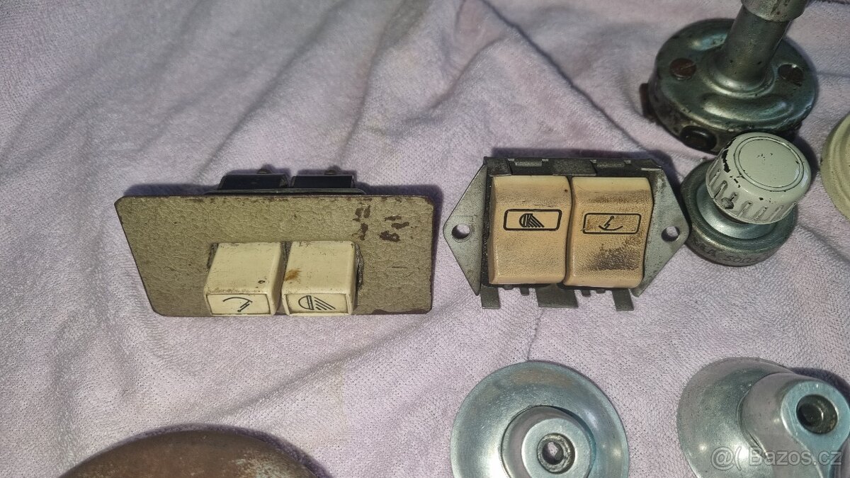 Škoda Octavia - vybavení interiéru - 3