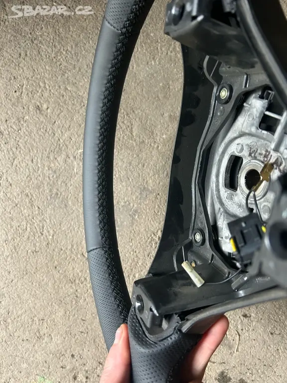 Renovovaný volant peugeot 307 - 3