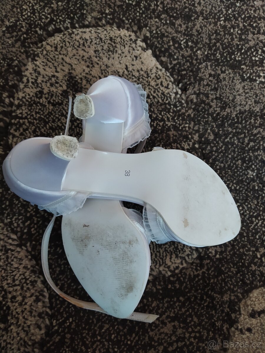 Bílé/svatební boty vel. 38 - 3