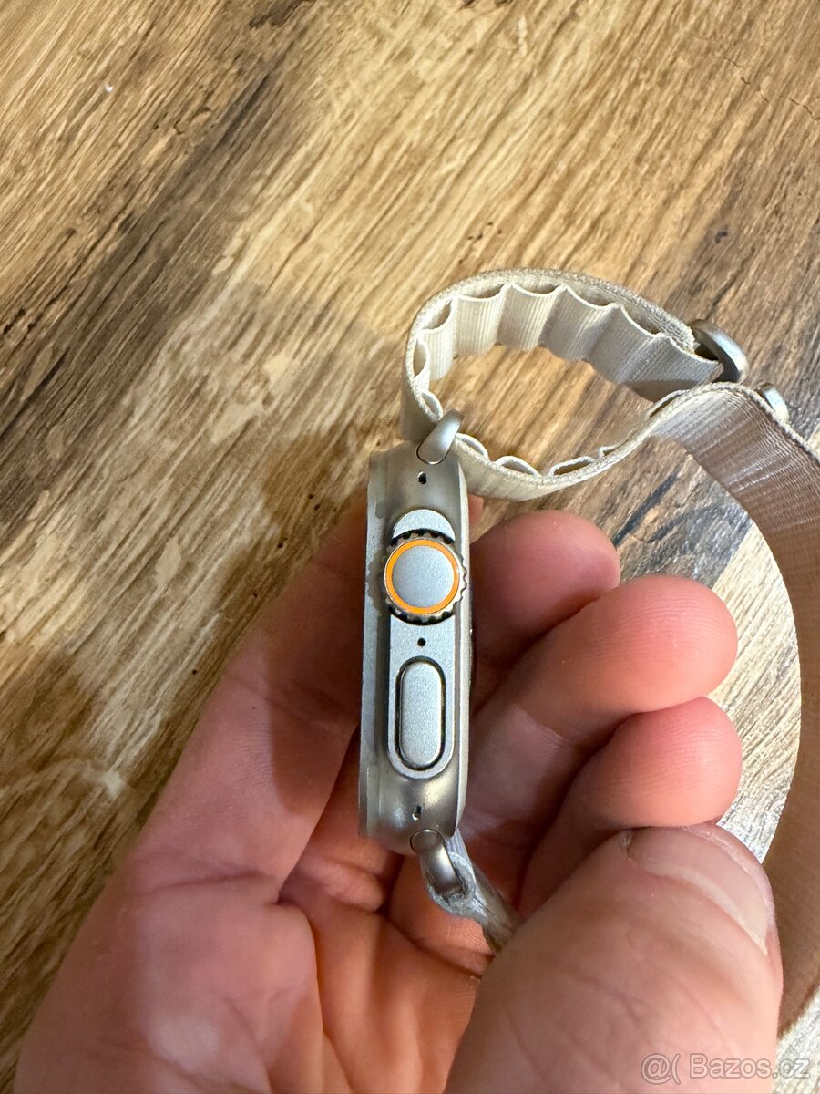 Apple Watch Ultra 49mm - 3
