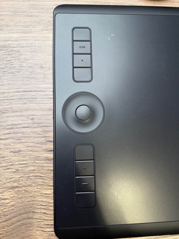 grafický tablet Wacom Intuos Pro M (PTH-660) - 3