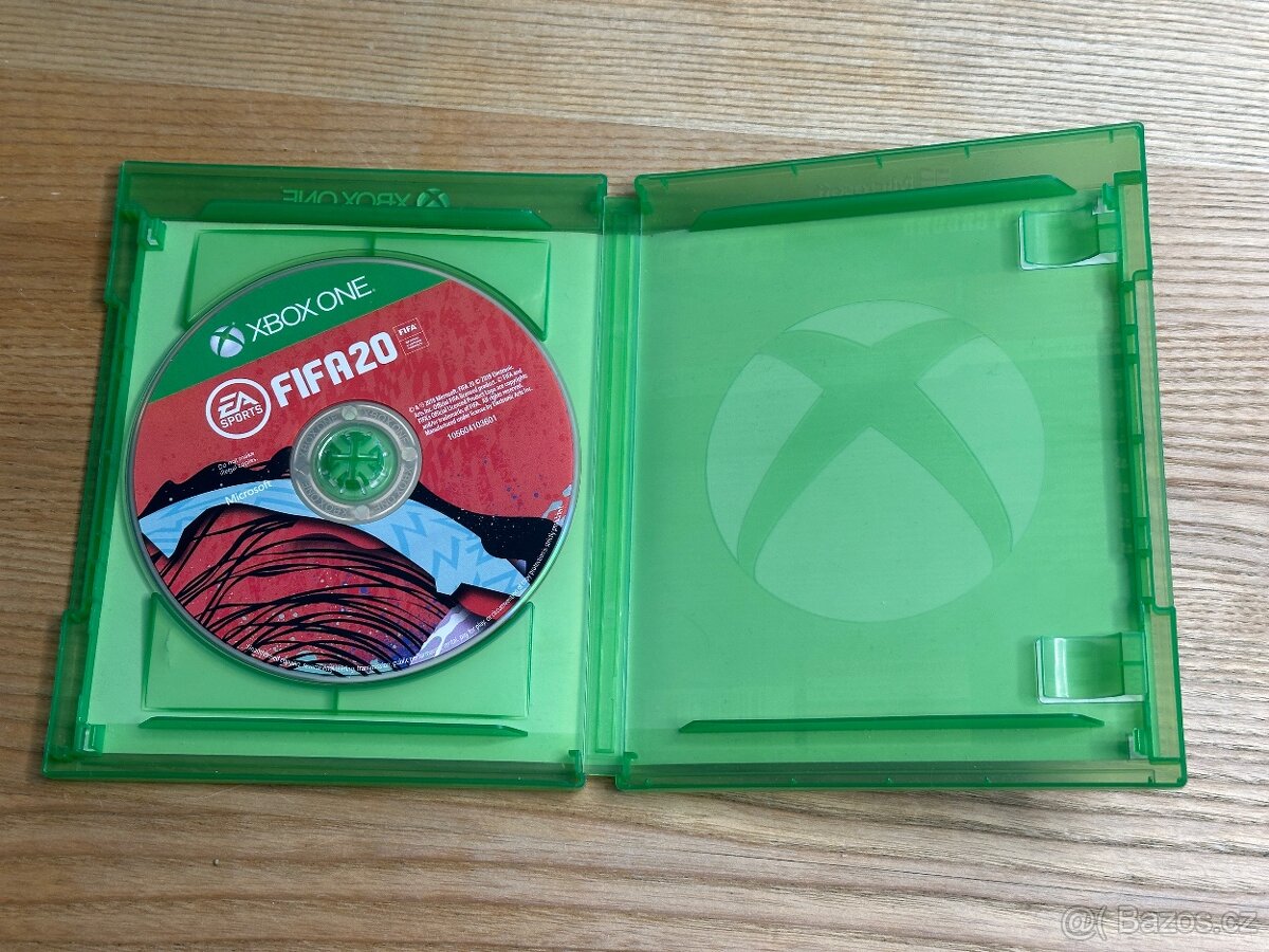 FIFA 2020 20 pro Xbox One i Series X - krabicová verze - 3