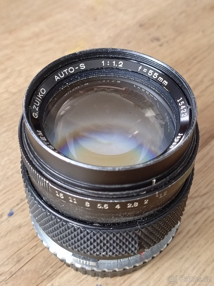 Objektiv Olympus G-Zuiko 55mm f1,2 s redukci na Canon - 3