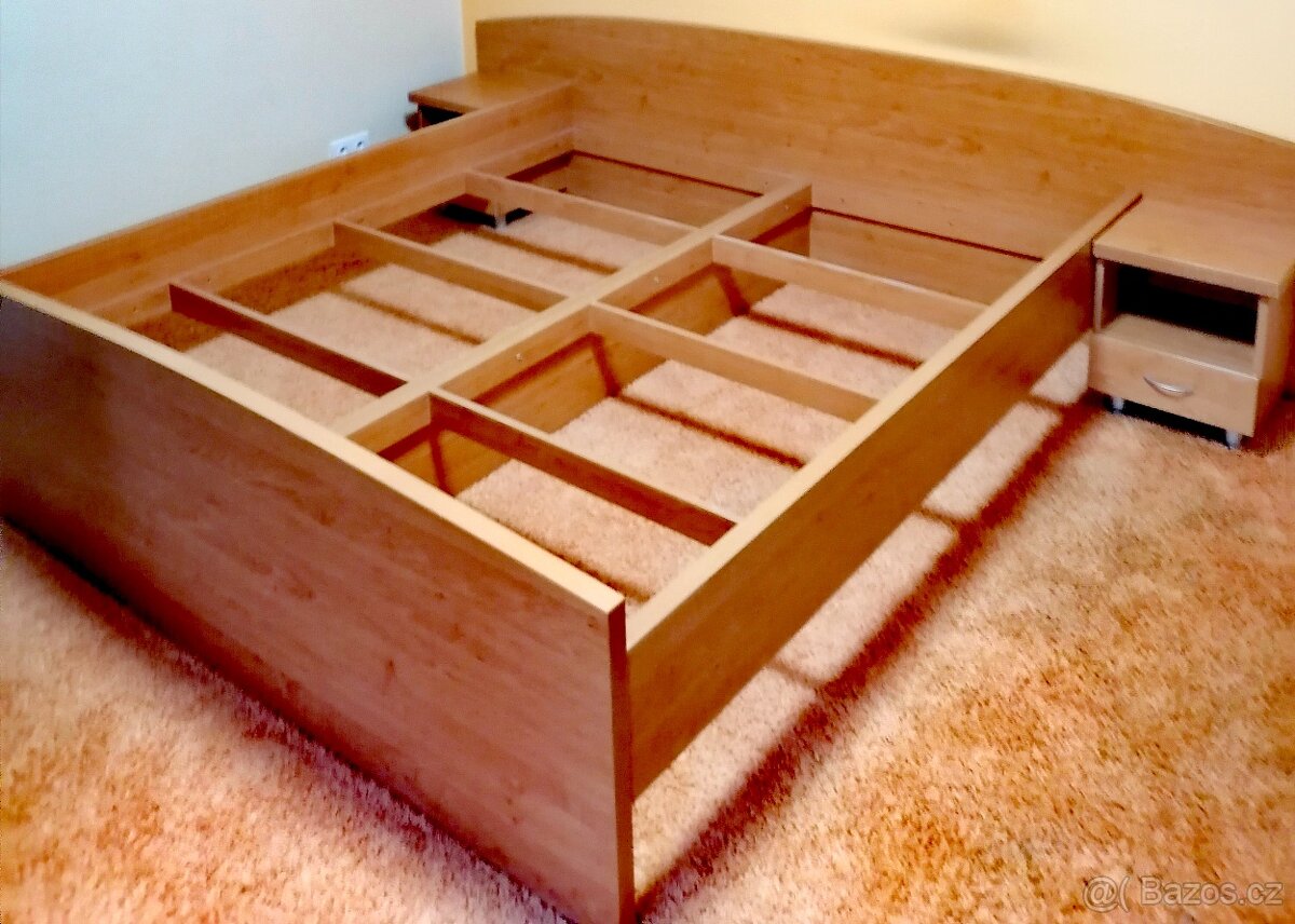 Manželská postel 180x200 - 3