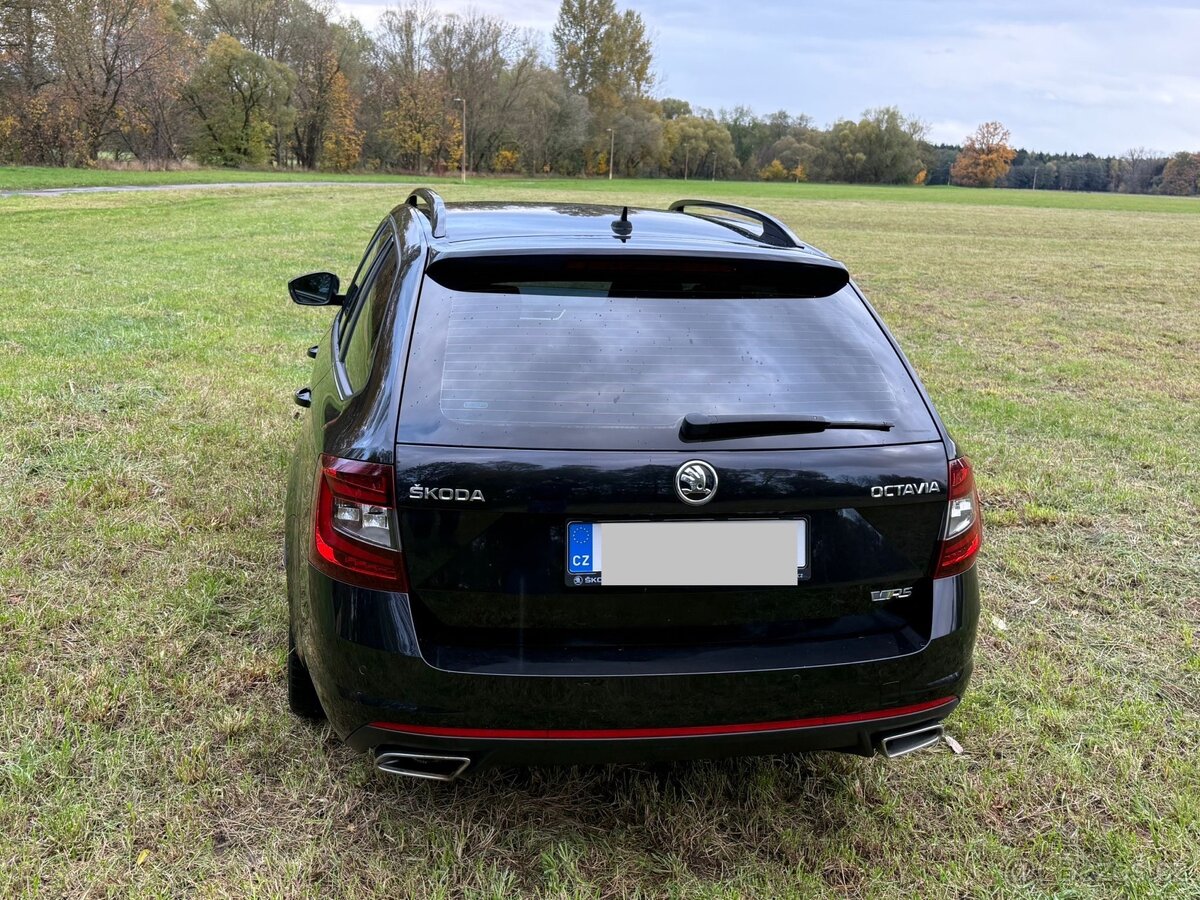 Škoda Octavia RS 135kW - 3