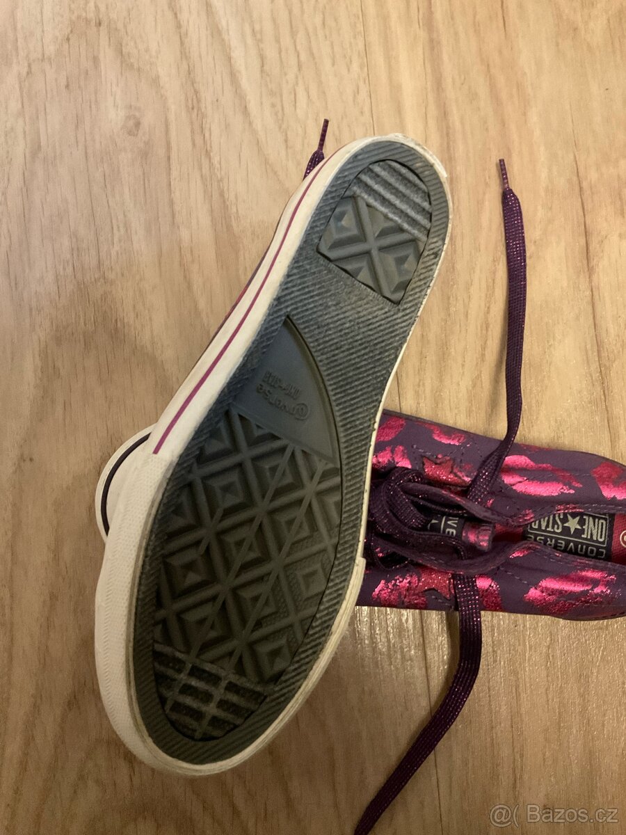 Dívčí CONVERSE 37,5 - 3