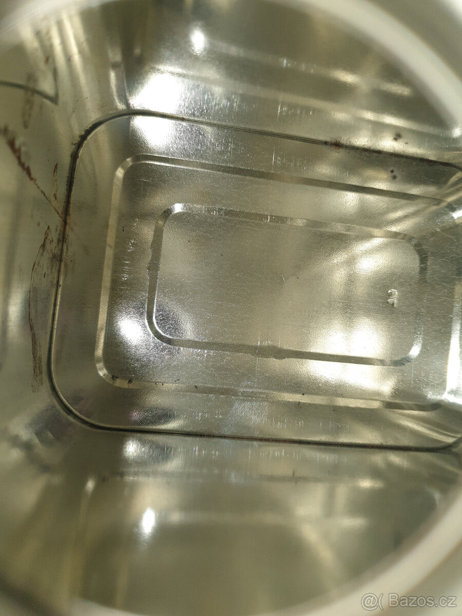 Plechovka na olej - 3
