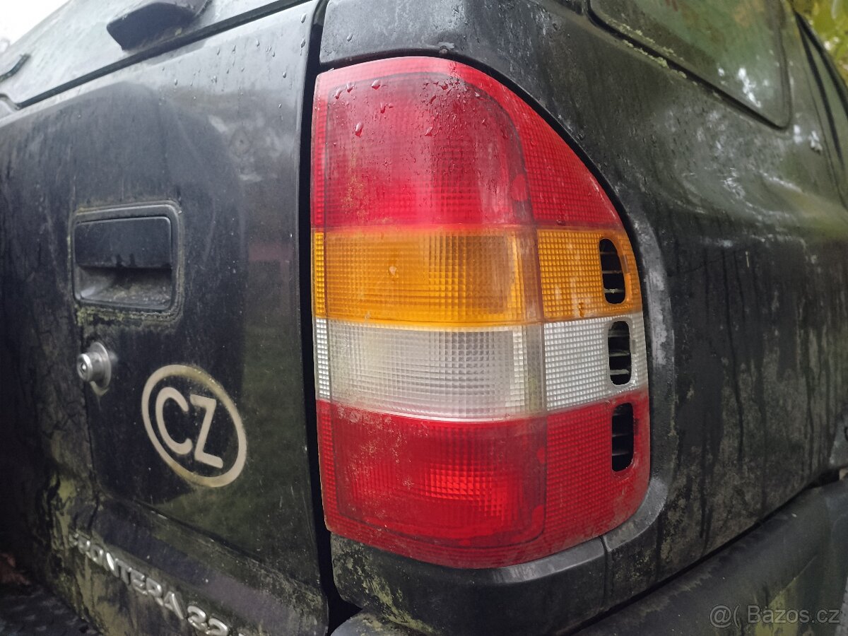 2x Opel Frontera 3.2 V6 - 3