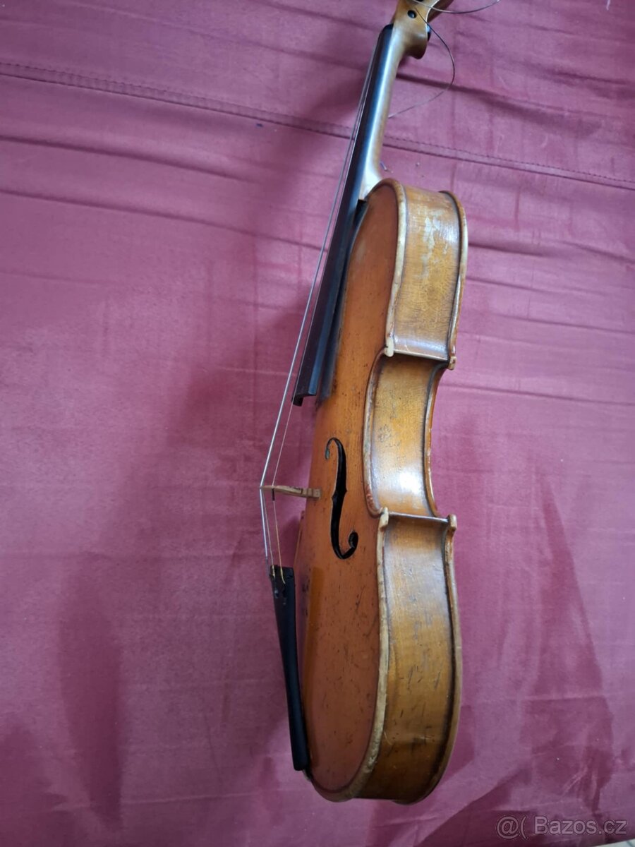 Housle celé - 3
