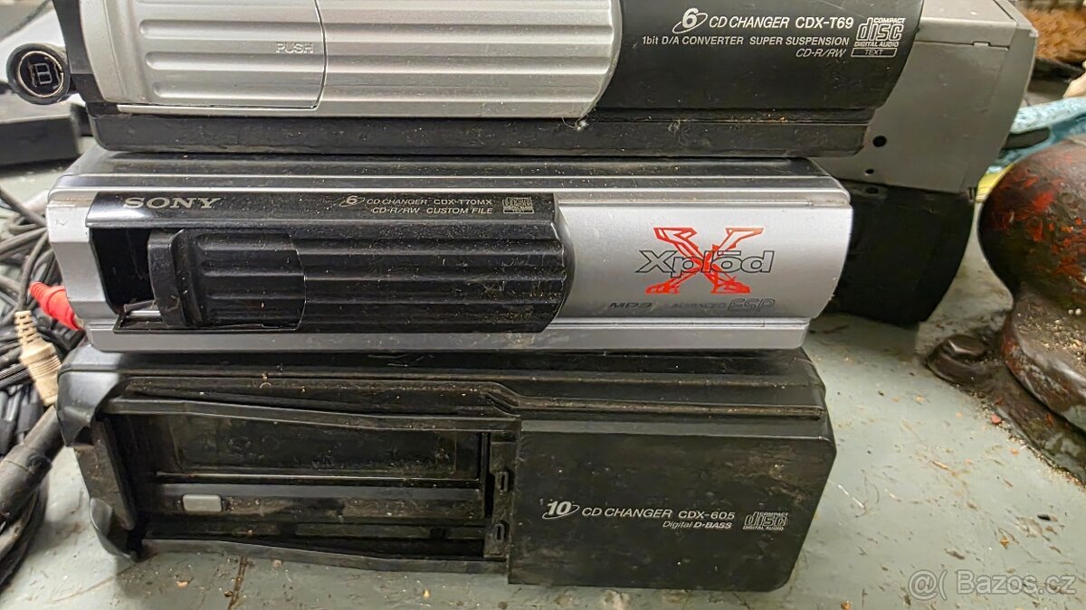 Výprodej autoradií a CD měničů asi 80ks a zesilovačů - 3