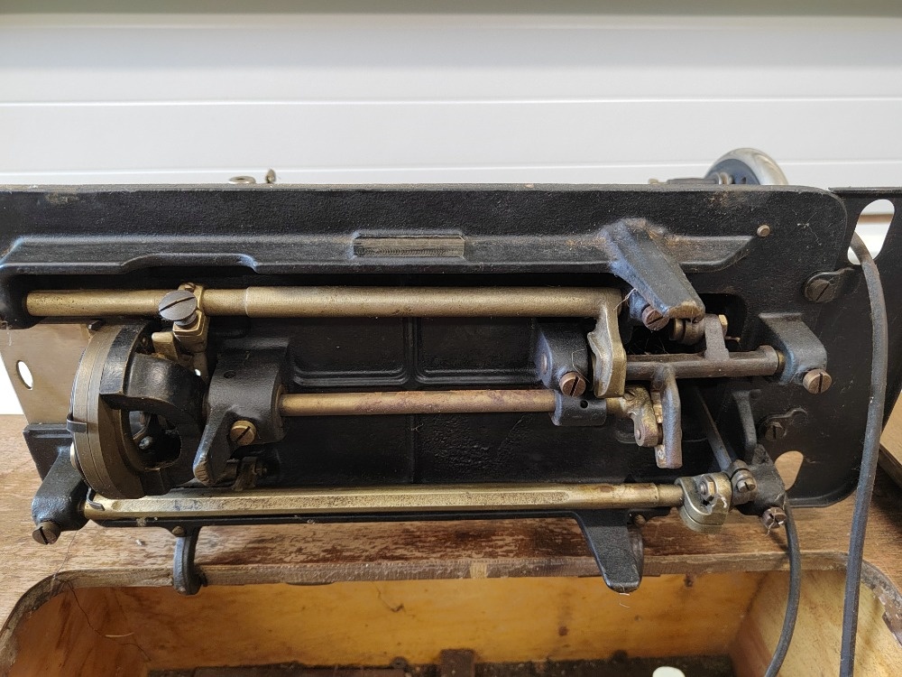 Šicí stroj - 3