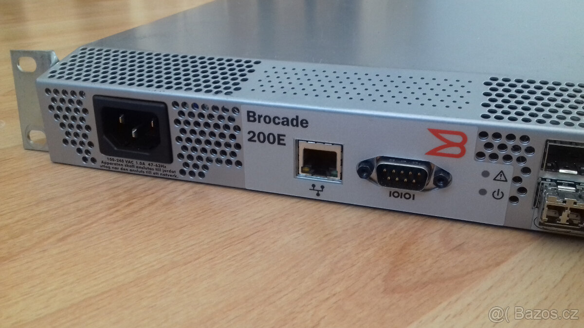 Optický Switch Brocade 200E - 3