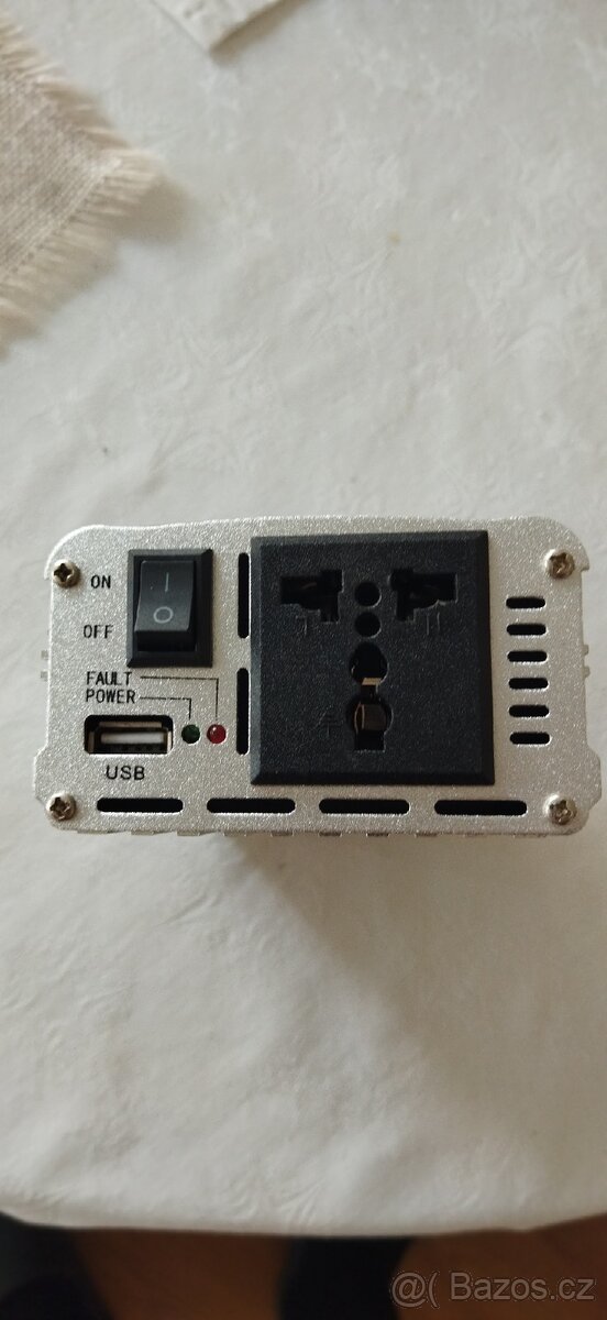 Měnič a regulátor do kempu. - 3