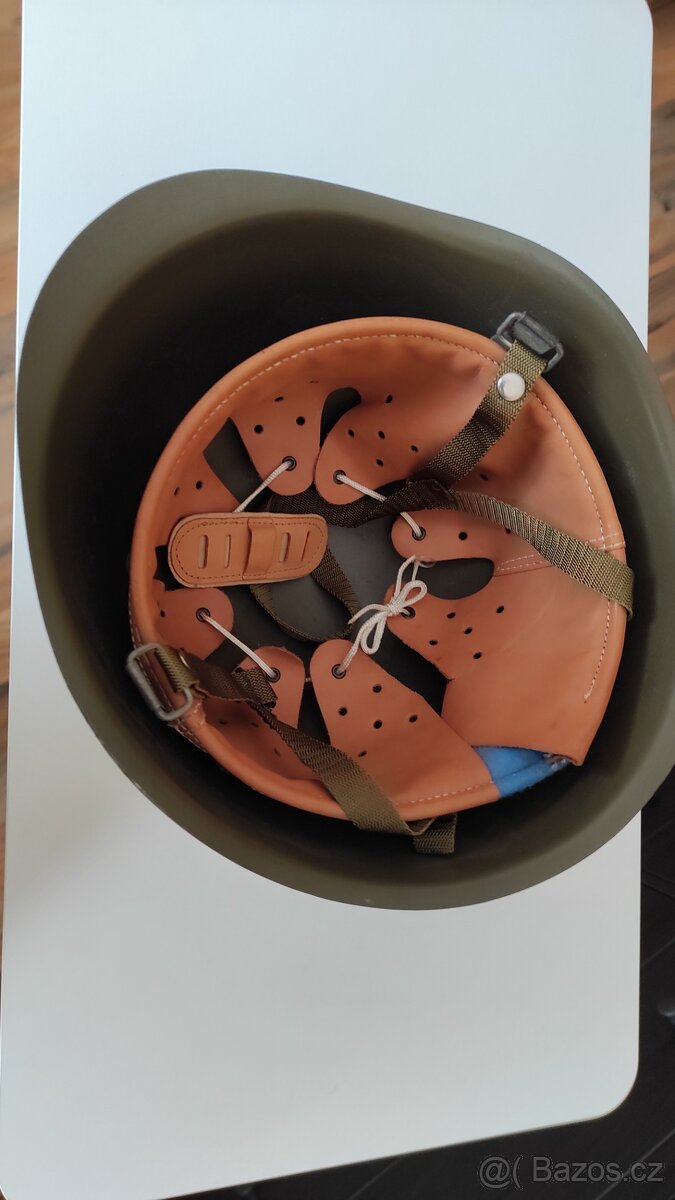 Vojenska helma ocelova - 3