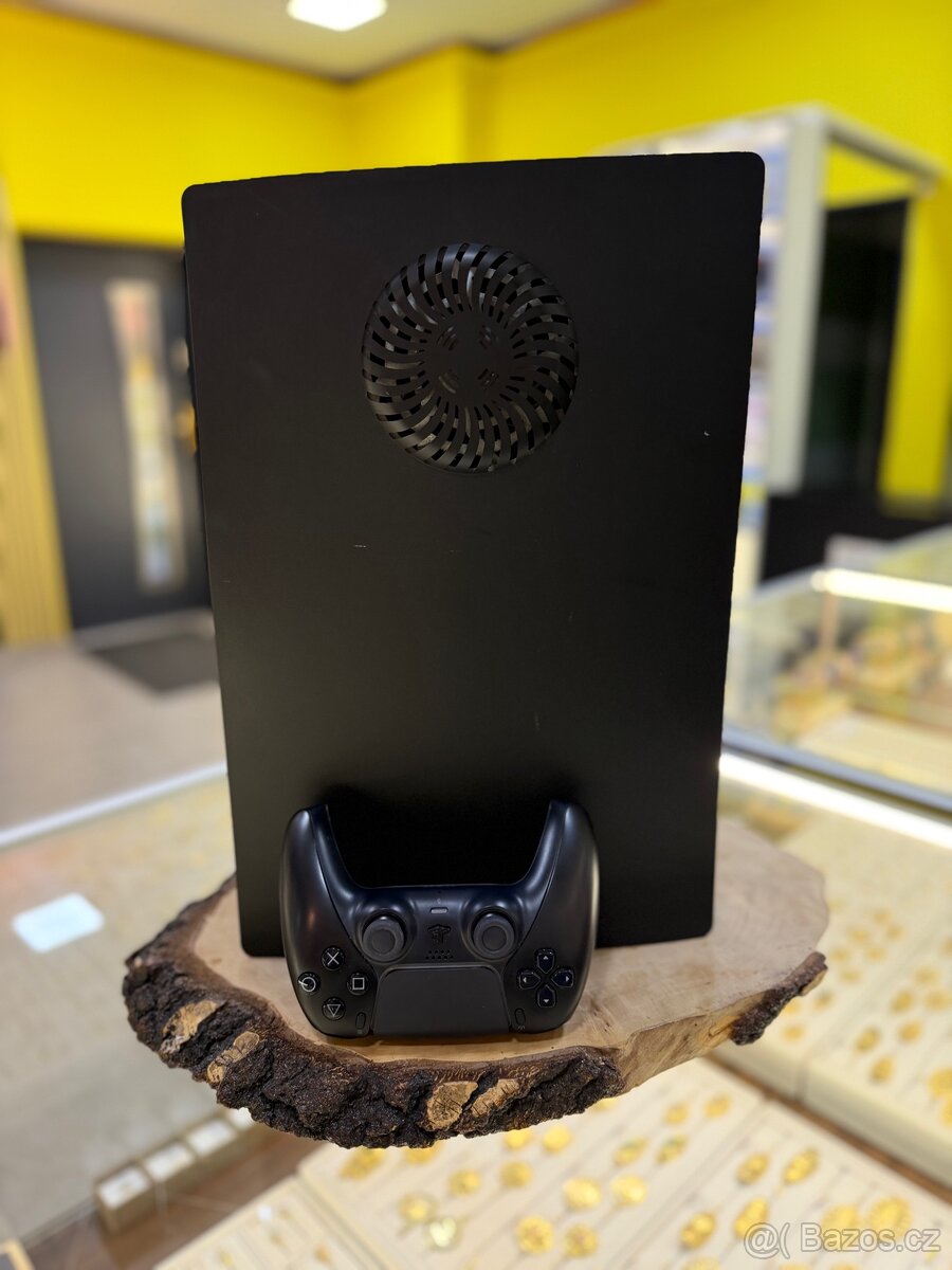 PLAYSTATION 5 s odvětráváním - 3