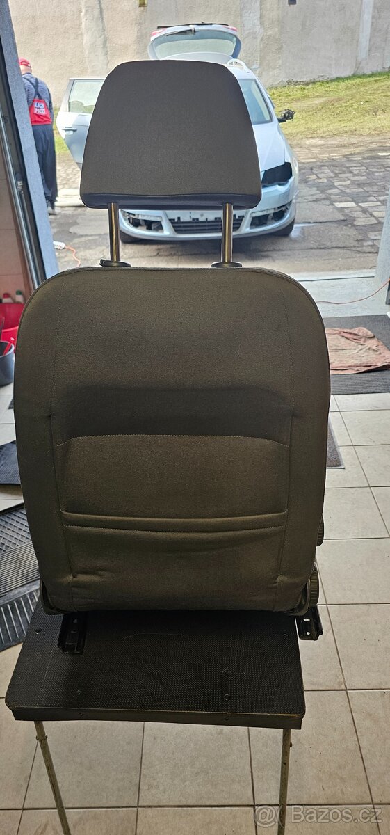 VW GOLF 5 P.P. SEDAČKA - 3