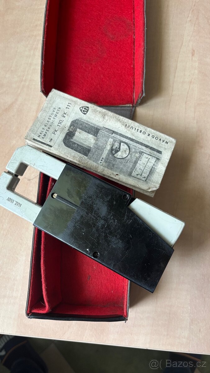 Kleštový ampérmetr PK110 - 3