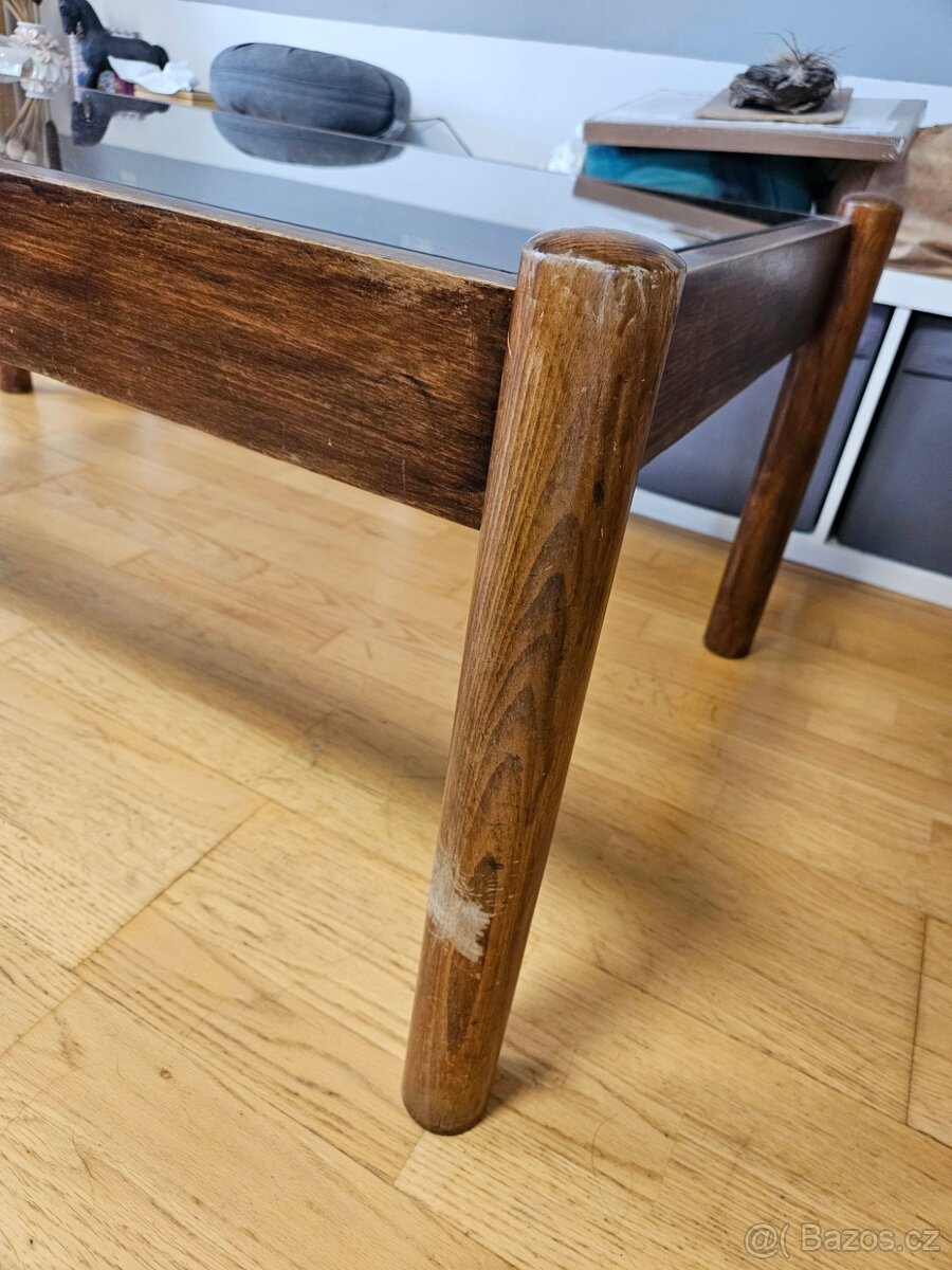 Konferenční stolek - 3