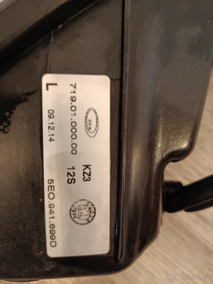 Škoda Octavia 3 před facelift přední mlhovky - 3