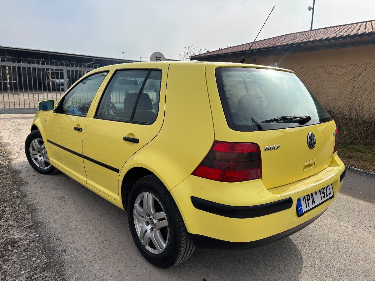 VW Golf IV 1.6i - 3