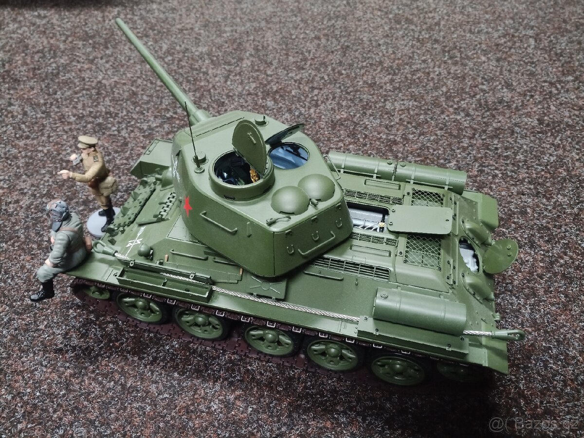Tank T-34 - 3