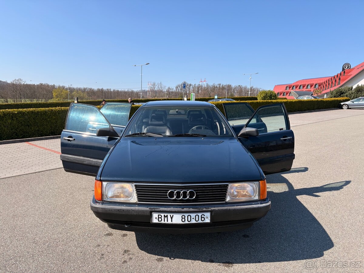 Audi 100 C3 2.3 pětiválec - 3