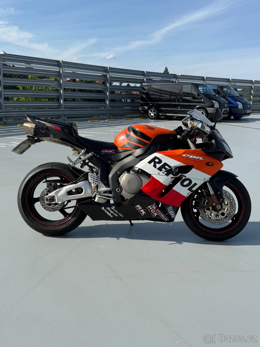 Honda CBR 1000RR Fireblade - 3