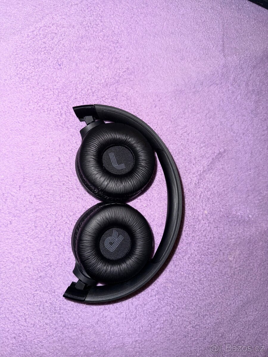 JBL sluchátka - 3