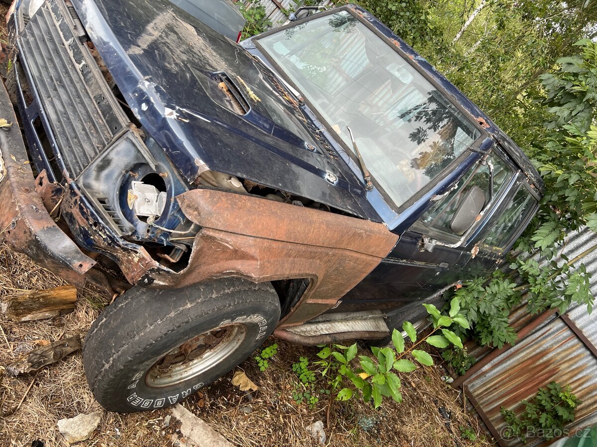 Mitsubishi Pajero - 3