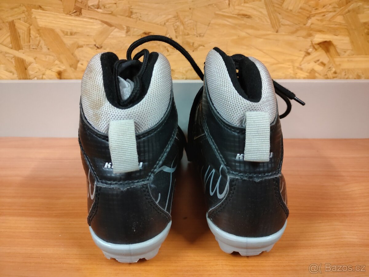 Boty na běžky TOURING na NNN vel. 38 stélka 24,5cm - 3