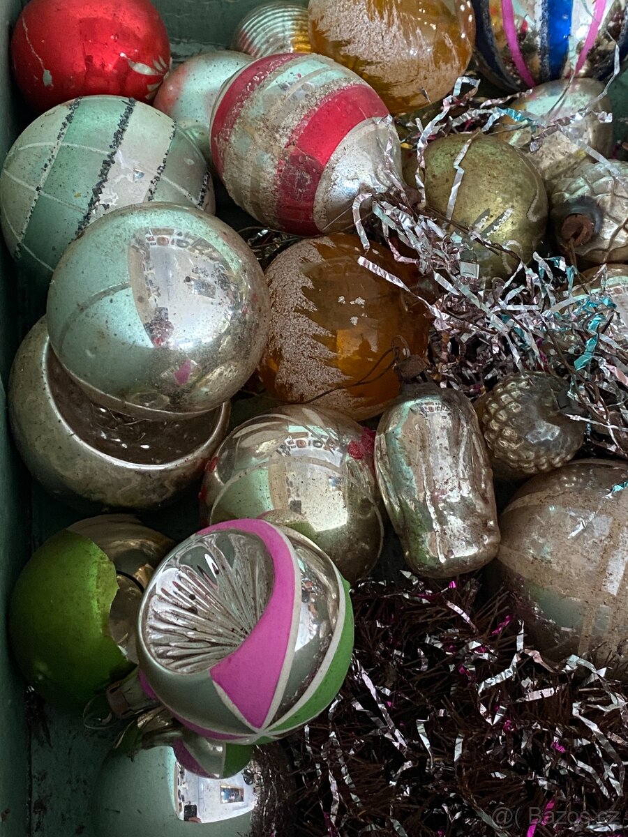 staré vánoční ozdoby světýlka baňky vánoční ozdoby - 3