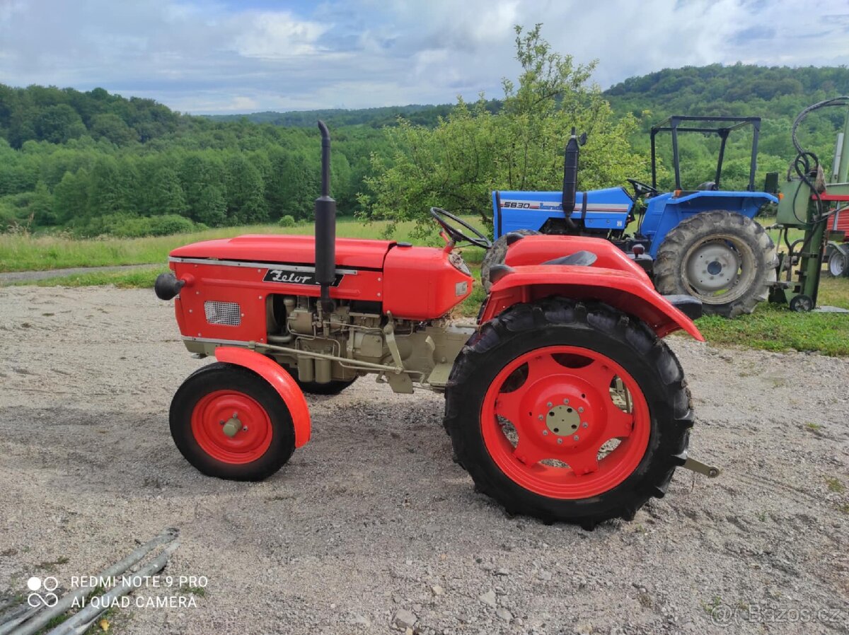2x Zetor 2511 po opravě, platné doklady, hezký stav - 3