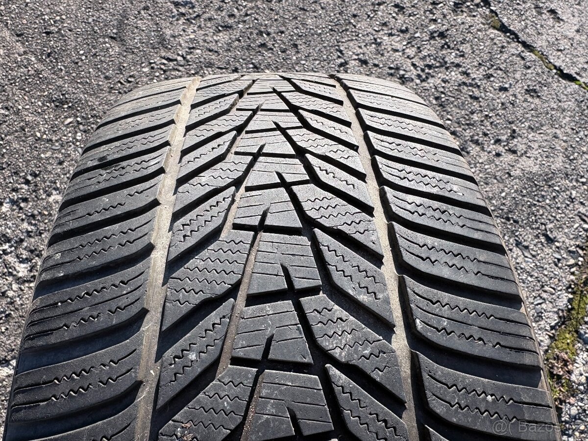 2x zimní pneu Hankook 245/40 R18 - 3