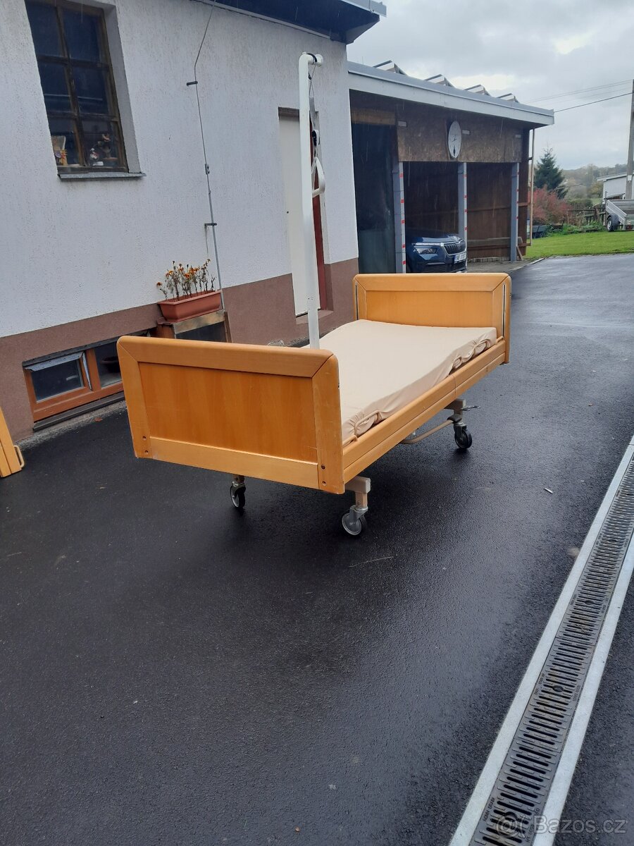 Polohovací postel - 3