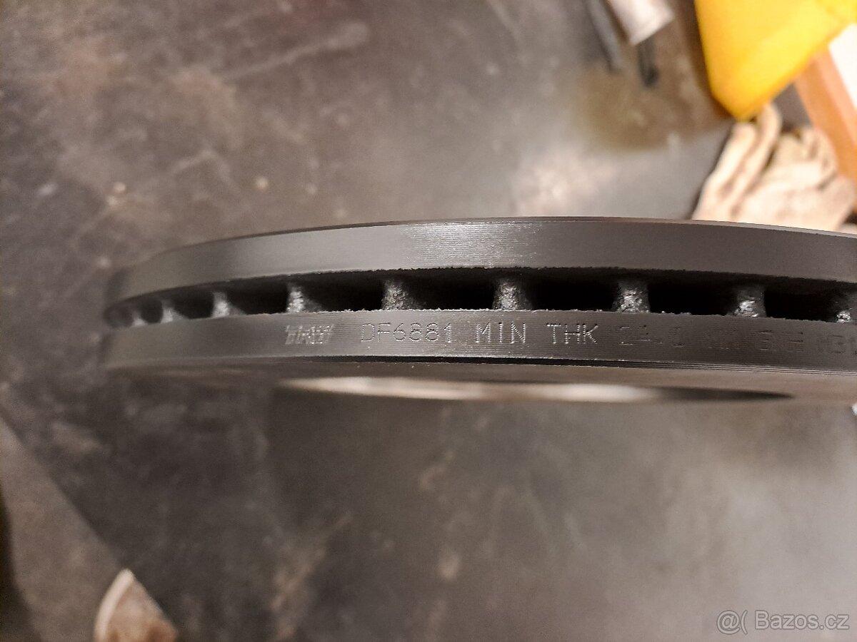 Rexton 2.7 kotouč brzdový TRW - 3