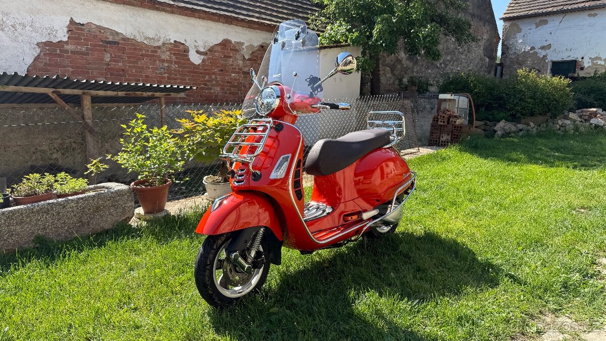 Vespa GTS 300 HPE + mnoho doplňků - 3