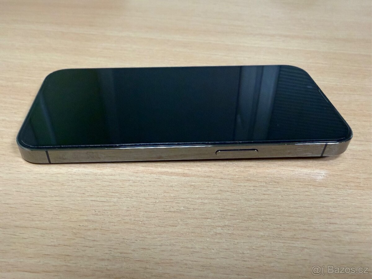 iPhone 13 Pro 256GB Graphite (grafitově šedá) - 3