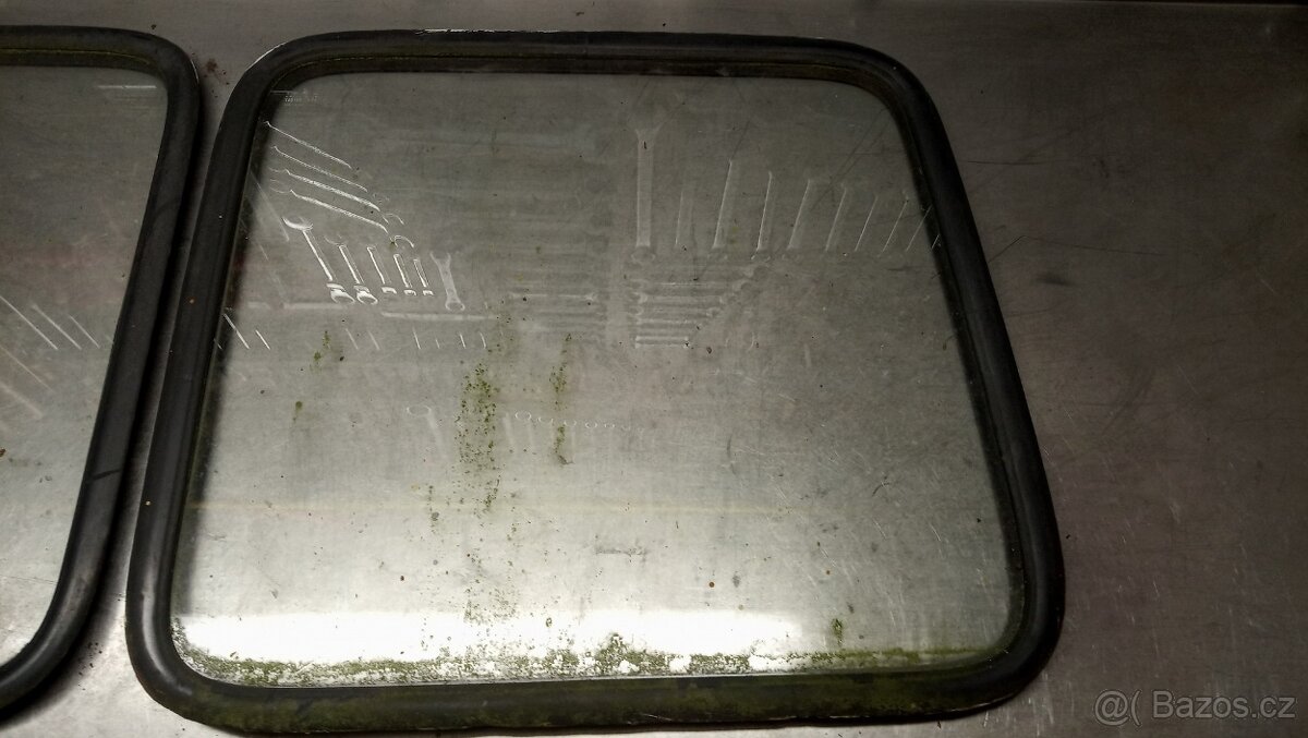 Prodám L a P zadní okna Ford Transit E, 1991-2000 - 3