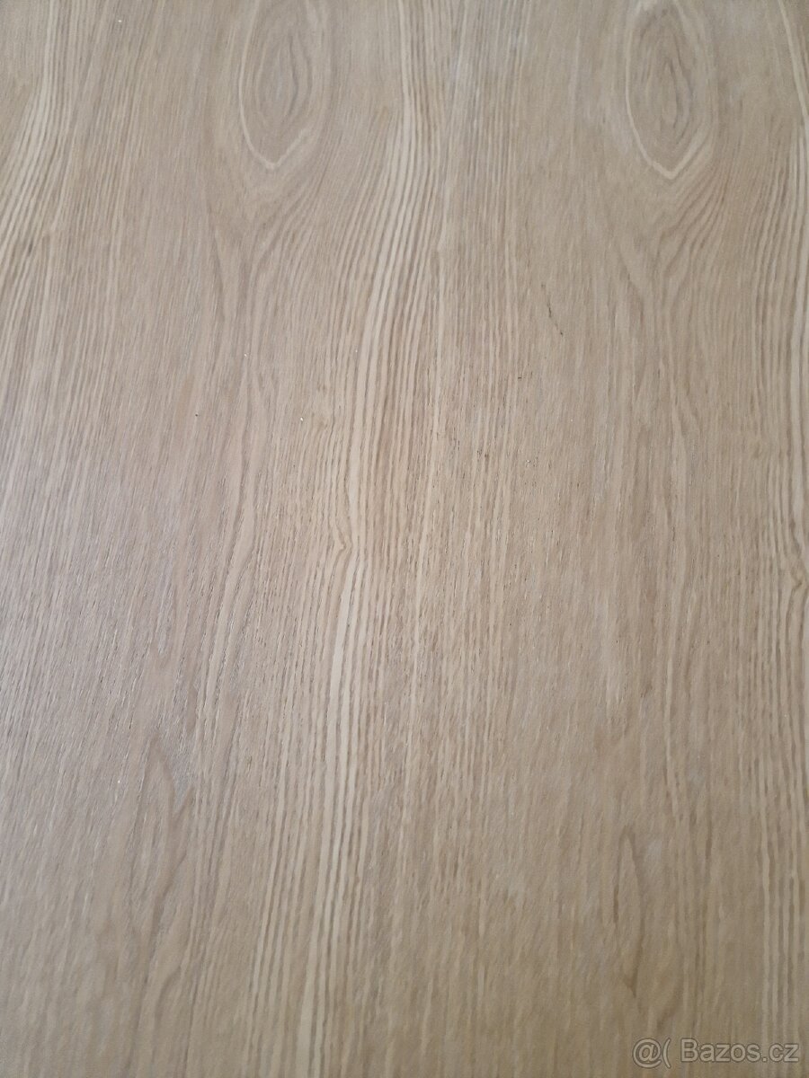 Jídelní kulatý stůl Teulat 137cm - 3