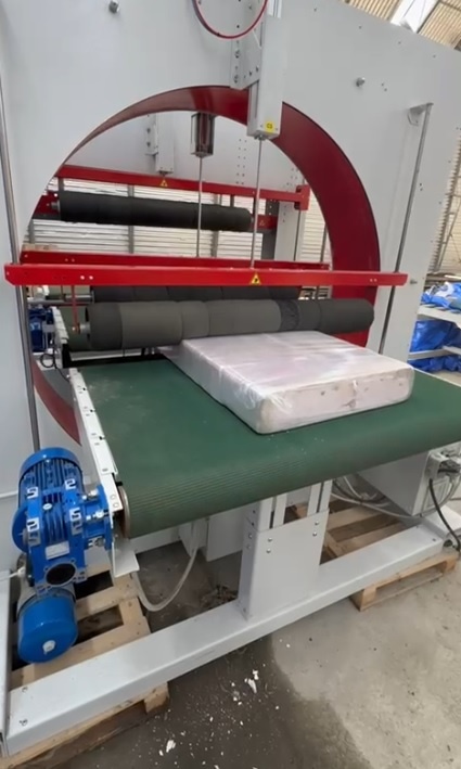 Ovinovací balící stroj Evoring AT 1550 A plně automatický - 3