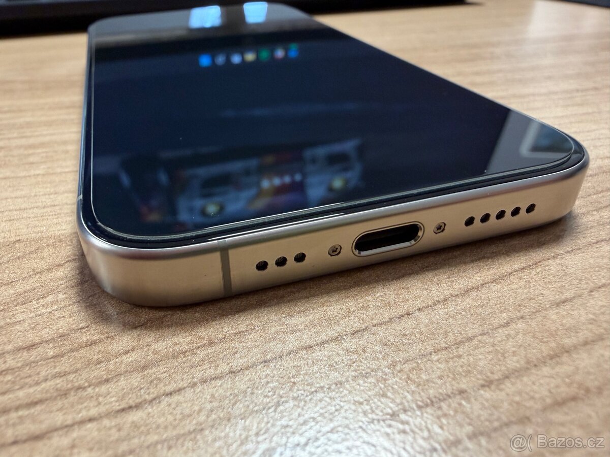 iPhone 15 Pro 256Gb - 3