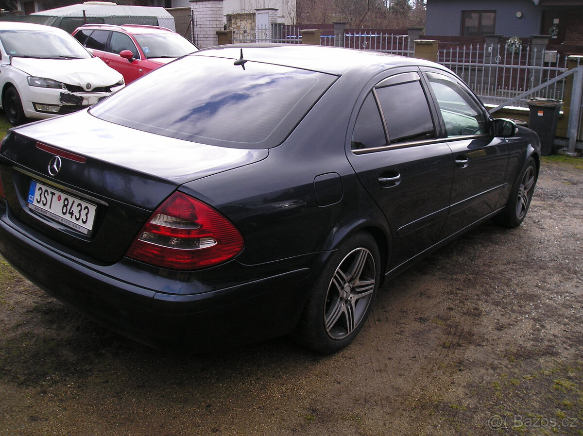 Mercedes-Benz E220 CDI (W211) 110 kW, automat - 3
